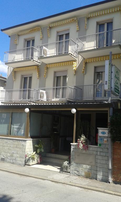 Hotel Ristorante La Terrazza ลิโด ดิ กามาโยเร ภายนอก รูปภาพ